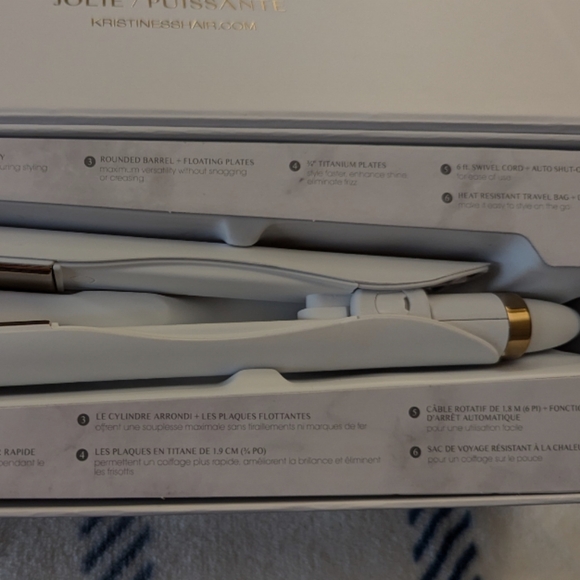 Kristen Ess Mini Flat Iron - Picture 3 of 4